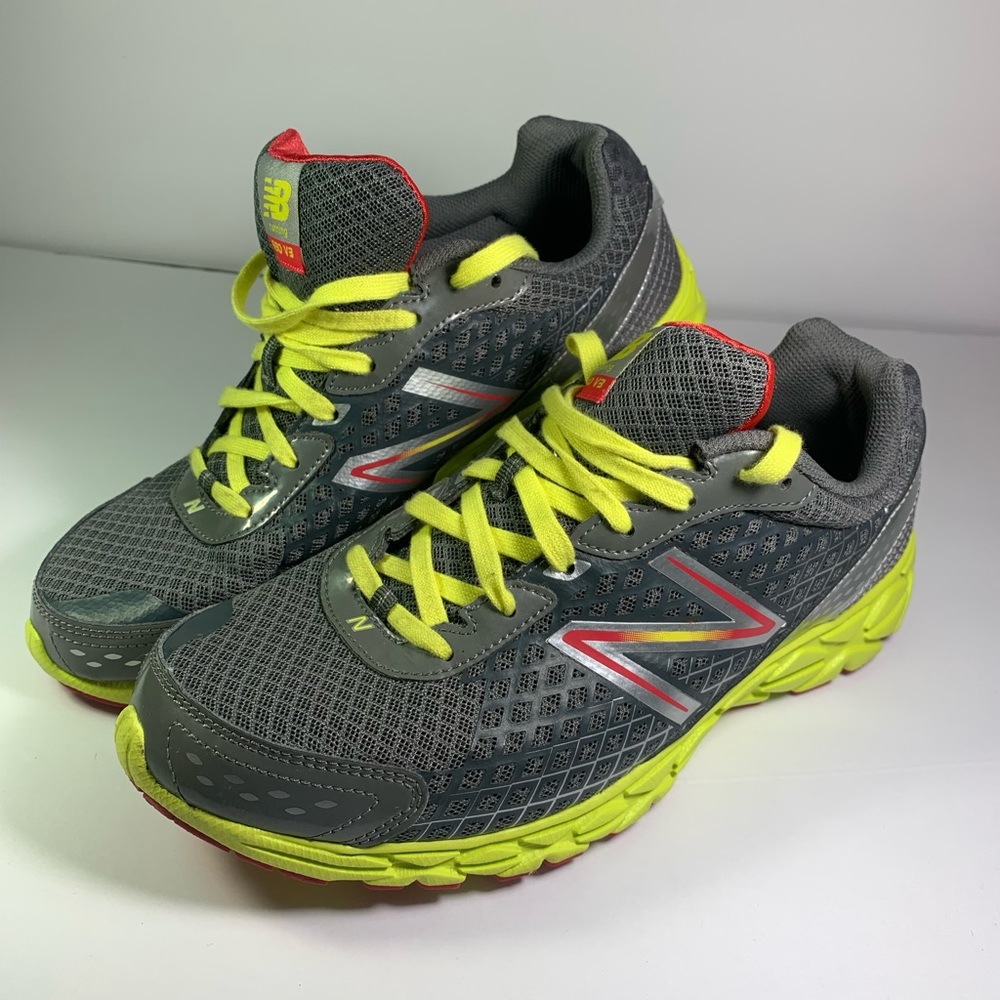New balance 590 v3 running shoes size 9